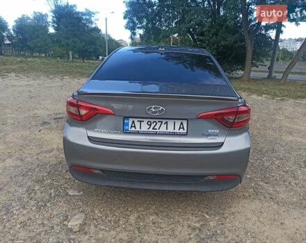 Сірий Хендай Соната, об'ємом двигуна 2 л та пробігом 116 тис. км за 14300 $, фото 7 на Automoto.ua