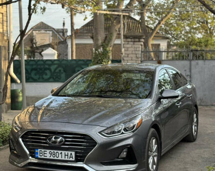 Серый Хендай Соната, объемом двигателя 2.4 л и пробегом 82 тыс. км за 17000 $, фото 3 на Automoto.ua