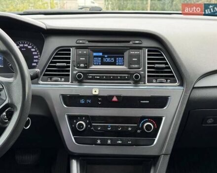 Серый Хендай Соната, объемом двигателя 2 л и пробегом 360 тыс. км за 8399 $, фото 6 на Automoto.ua