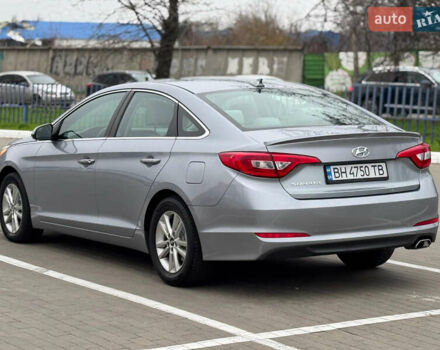 Сірий Хендай Соната, об'ємом двигуна 2.4 л та пробігом 167 тис. км за 8900 $, фото 7 на Automoto.ua