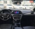 Сірий Хендай Соната, об'ємом двигуна 2 л та пробігом 429 тис. км за 9990 $, фото 5 на Automoto.ua