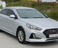 Сірий Хендай Соната, об'ємом двигуна 2 л та пробігом 298 тис. км за 13450 $, фото 1 на Automoto.ua
