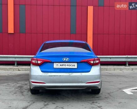 Серый Хендай Соната, объемом двигателя 2 л и пробегом 328 тыс. км за 7290 $, фото 7 на Automoto.ua
