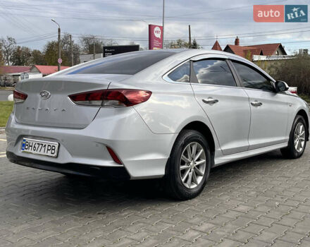 Серый Хендай Соната, объемом двигателя 2 л и пробегом 165 тыс. км за 12900 $, фото 20 на Automoto.ua