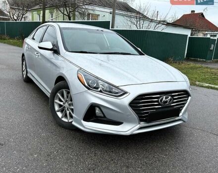 Сірий Хендай Соната, об'ємом двигуна 2.36 л та пробігом 83 тис. км за 10900 $, фото 1 на Automoto.ua
