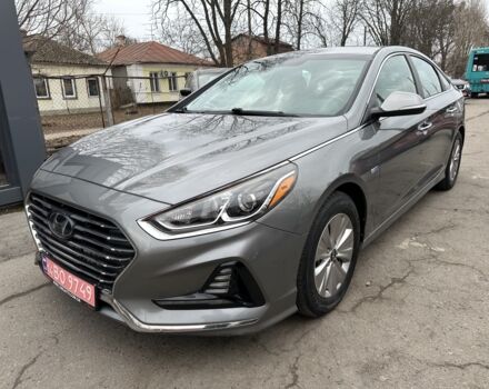 Сірий Хендай Соната, об'ємом двигуна 2 л та пробігом 136 тис. км за 16800 $, фото 7 на Automoto.ua