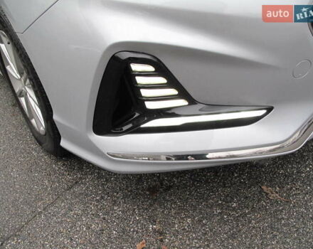 Сірий Хендай Соната, об'ємом двигуна 0 л та пробігом 256 тис. км за 13999 $, фото 10 на Automoto.ua