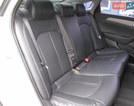 Сірий Хендай Соната, об'ємом двигуна 0 л та пробігом 256 тис. км за 13999 $, фото 46 на Automoto.ua