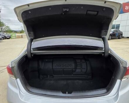 Серый Хендай Соната, объемом двигателя 2 л и пробегом 398 тыс. км за 11490 $, фото 14 на Automoto.ua