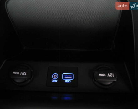 Сірий Хендай Соната, об'ємом двигуна 0 л та пробігом 256 тис. км за 13999 $, фото 69 на Automoto.ua