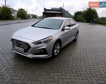 Серый Хендай Соната, объемом двигателя 2.36 л и пробегом 90 тыс. км за 12600 $, фото 11 на Automoto.ua