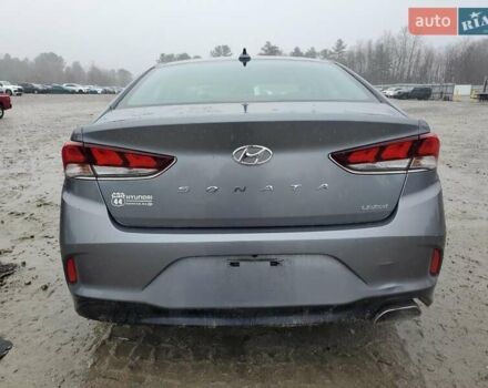 Серый Хендай Соната, объемом двигателя 2.4 л и пробегом 138 тыс. км за 1900 $, фото 5 на Automoto.ua