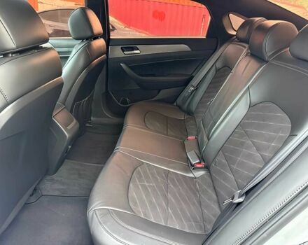 Сірий Хендай Соната, об'ємом двигуна 2.4 л та пробігом 37 тис. км за 8500 $, фото 12 на Automoto.ua