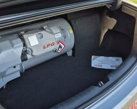 Серый Хендай Соната, объемом двигателя 2 л и пробегом 181 тыс. км за 14000 $, фото 24 на Automoto.ua