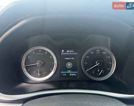 Серый Хендай Соната, объемом двигателя 2.4 л и пробегом 133 тыс. км за 13850 $, фото 27 на Automoto.ua