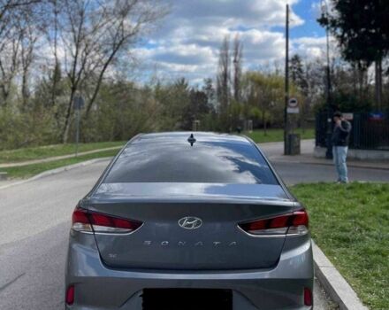 Серый Хендай Соната, объемом двигателя 2.4 л и пробегом 61 тыс. км за 7600 $, фото 3 на Automoto.ua