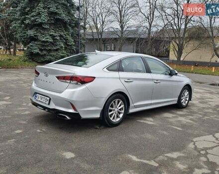 Сірий Хендай Соната, об'ємом двигуна 2.36 л та пробігом 130 тис. км за 9600 $, фото 5 на Automoto.ua