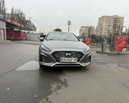 Серый Хендай Соната, объемом двигателя 2 л и пробегом 71 тыс. км за 20000 $, фото 8 на Automoto.ua