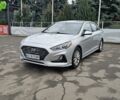 Серый Хендай Соната, объемом двигателя 2.4 л и пробегом 194 тыс. км за 9600 $, фото 11 на Automoto.ua