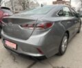 Сірий Хендай Соната, об'ємом двигуна 2 л та пробігом 136 тис. км за 16800 $, фото 12 на Automoto.ua