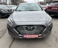 Сірий Хендай Соната, об'ємом двигуна 2 л та пробігом 136 тис. км за 16800 $, фото 5 на Automoto.ua