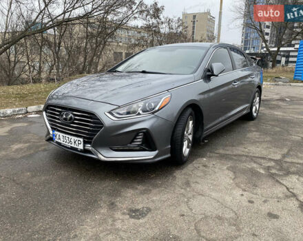 Серый Хендай Соната, объемом двигателя 2.4 л и пробегом 75 тыс. км за 13700 $, фото 4 на Automoto.ua