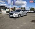 Серый Хендай Соната, объемом двигателя 2 л и пробегом 253 тыс. км за 11490 $, фото 1 на Automoto.ua