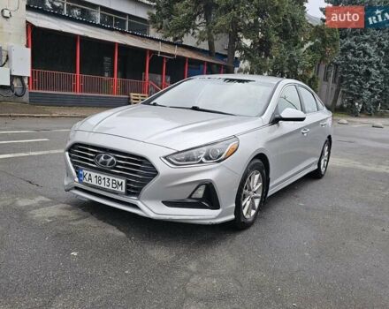 Серый Хендай Соната, объемом двигателя 2.36 л и пробегом 130 тыс. км за 9900 $, фото 12 на Automoto.ua