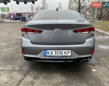 Серый Хендай Соната, объемом двигателя 2.4 л и пробегом 75 тыс. км за 13700 $, фото 6 на Automoto.ua