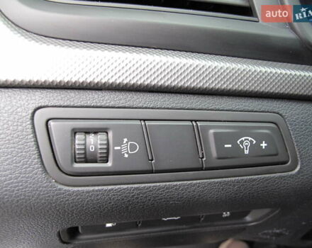 Сірий Хендай Соната, об'ємом двигуна 0 л та пробігом 256 тис. км за 13999 $, фото 53 на Automoto.ua