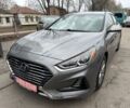 Сірий Хендай Соната, об'ємом двигуна 2 л та пробігом 136 тис. км за 16800 $, фото 6 на Automoto.ua
