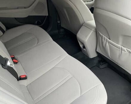 Серый Хендай Соната, объемом двигателя 2.4 л и пробегом 75 тыс. км за 13700 $, фото 24 на Automoto.ua