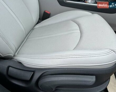 Сірий Хендай Соната, об'ємом двигуна 2.36 л та пробігом 83 тис. км за 10900 $, фото 18 на Automoto.ua