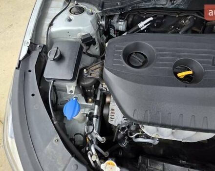 Серый Хендай Соната, объемом двигателя 2 л и пробегом 398 тыс. км за 11490 $, фото 12 на Automoto.ua