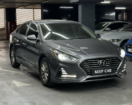 Сірий Хендай Соната, об'ємом двигуна 2.36 л та пробігом 109 тис. км за 12999 $, фото 1 на Automoto.ua
