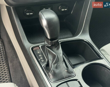 Серый Хендай Соната, объемом двигателя 2.4 л и пробегом 133 тыс. км за 13850 $, фото 21 на Automoto.ua