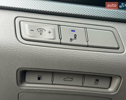 Серый Хендай Соната, объемом двигателя 2.4 л и пробегом 133 тыс. км за 13850 $, фото 28 на Automoto.ua