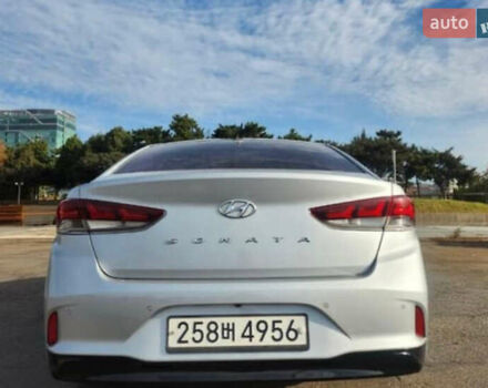 Сірий Хендай Соната, об'ємом двигуна 2 л та пробігом 280 тис. км за 8800 $, фото 5 на Automoto.ua