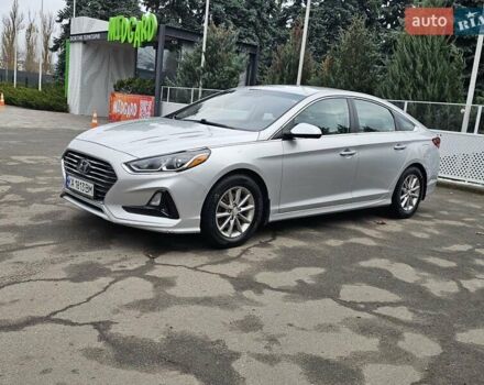 Сірий Хендай Соната, об'ємом двигуна 2.36 л та пробігом 130 тис. км за 9600 $, фото 10 на Automoto.ua