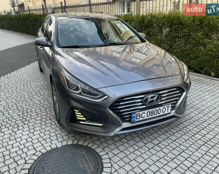 Серый Хендай Соната, объемом двигателя 2.4 л и пробегом 140 тыс. км за 13950 $, фото 11 на Automoto.ua