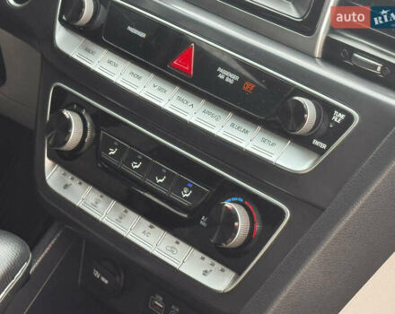 Серый Хендай Соната, объемом двигателя 2.4 л и пробегом 133 тыс. км за 13850 $, фото 36 на Automoto.ua