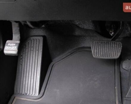 Сірий Хендай Соната, об'ємом двигуна 0 л та пробігом 256 тис. км за 13999 $, фото 55 на Automoto.ua