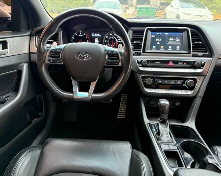Сірий Хендай Соната, об'ємом двигуна 2.4 л та пробігом 37 тис. км за 8500 $, фото 10 на Automoto.ua