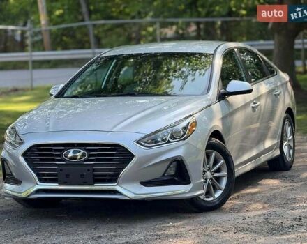 Сірий Хендай Соната, об'ємом двигуна 2.36 л та пробігом 87 тис. км за 9800 $, фото 2 на Automoto.ua
