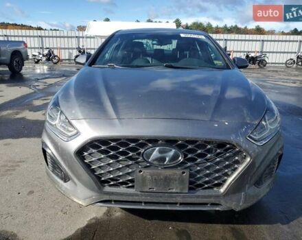 Сірий Хендай Соната, об'ємом двигуна 2.4 л та пробігом 162 тис. км за 2800 $, фото 4 на Automoto.ua