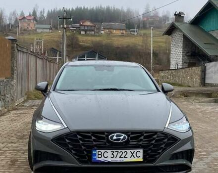 Сірий Хендай Соната, об'ємом двигуна 2.5 л та пробігом 126 тис. км за 19000 $, фото 9 на Automoto.ua