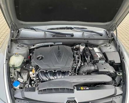 Сірий Хендай Соната, об'ємом двигуна 2.5 л та пробігом 126 тис. км за 19000 $, фото 12 на Automoto.ua