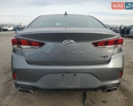 Серый Хендай Соната, объемом двигателя 2.4 л и пробегом 151 тыс. км за 2300 $, фото 5 на Automoto.ua