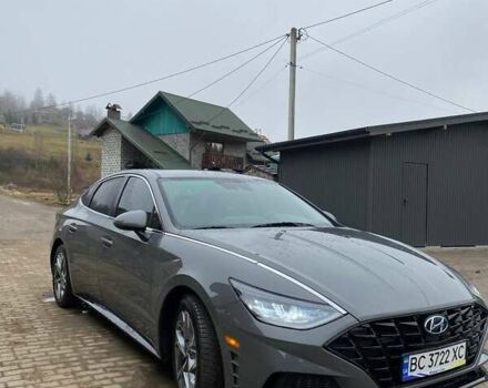 Сірий Хендай Соната, об'ємом двигуна 2.5 л та пробігом 126 тис. км за 19000 $, фото 4 на Automoto.ua