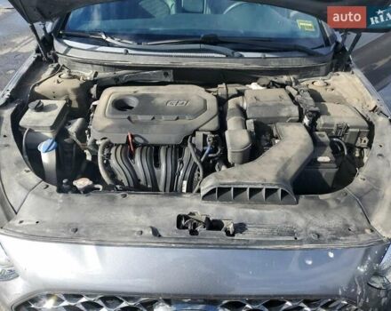 Сірий Хендай Соната, об'ємом двигуна 2.4 л та пробігом 162 тис. км за 2800 $, фото 10 на Automoto.ua